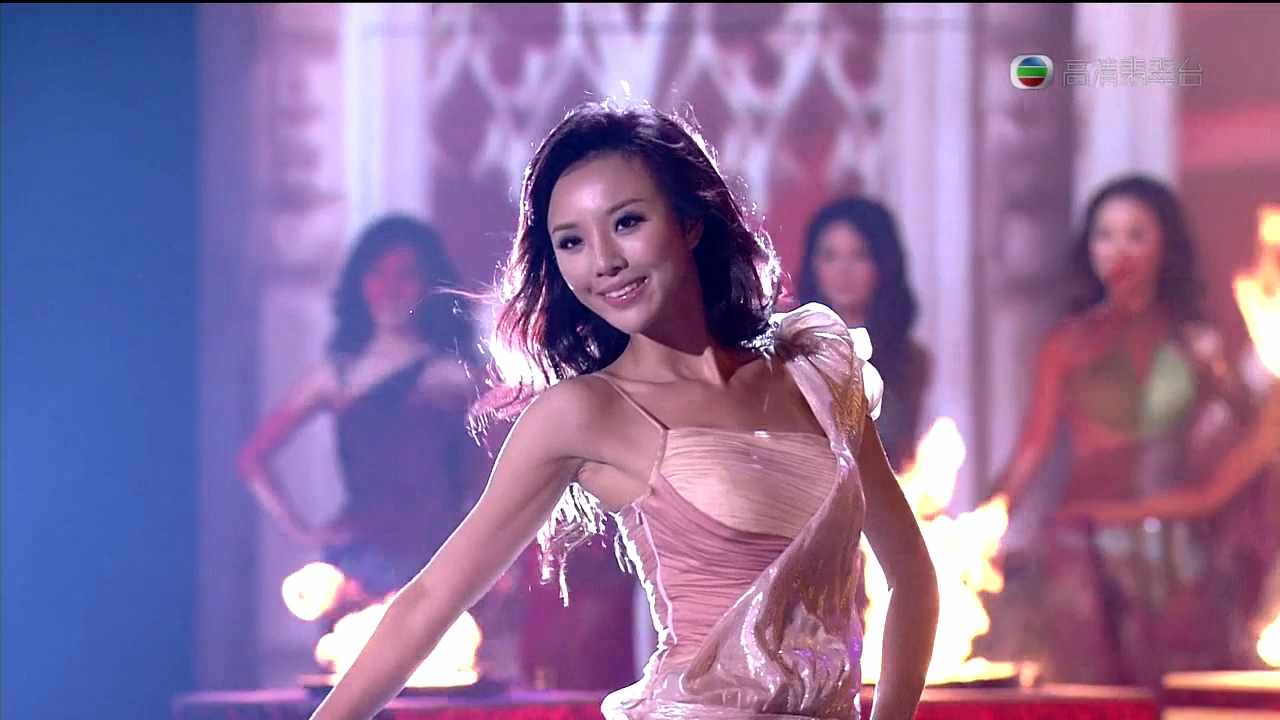 TVB.Miss.Hong.Kong.Pageant.2010.Final.720P.HDTV.x264.AC3-CHDTV.mkv_000231519.jpg