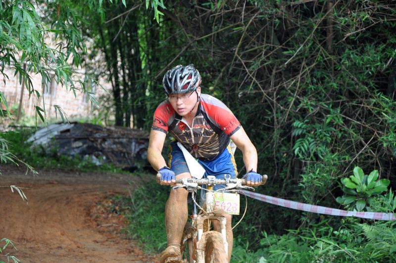 ��Ƭ���г�ԽҰ�� 015.jpg