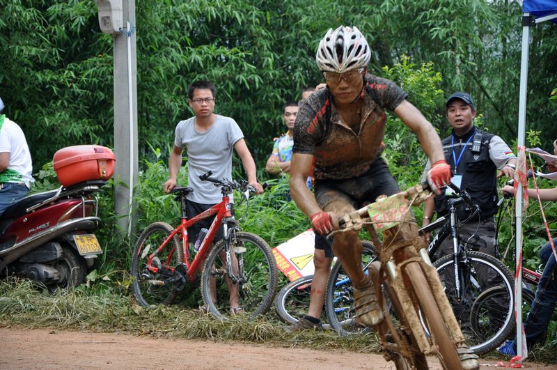 ��Ƭ���г�ԽҰ�� 029.jpg