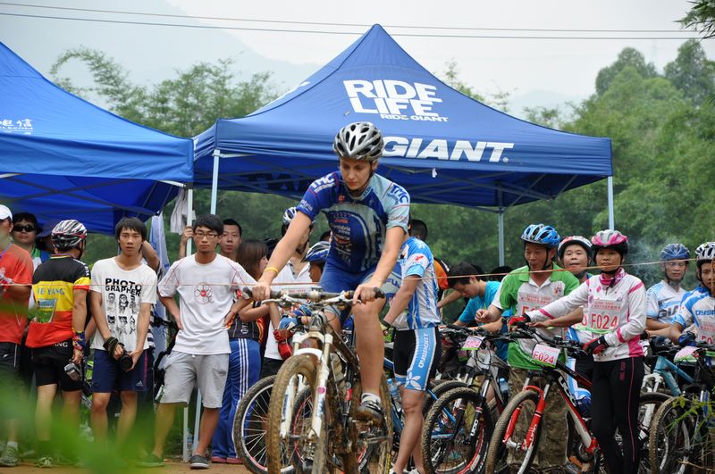 ��Ƭ���г�ԽҰ�� 064.jpg