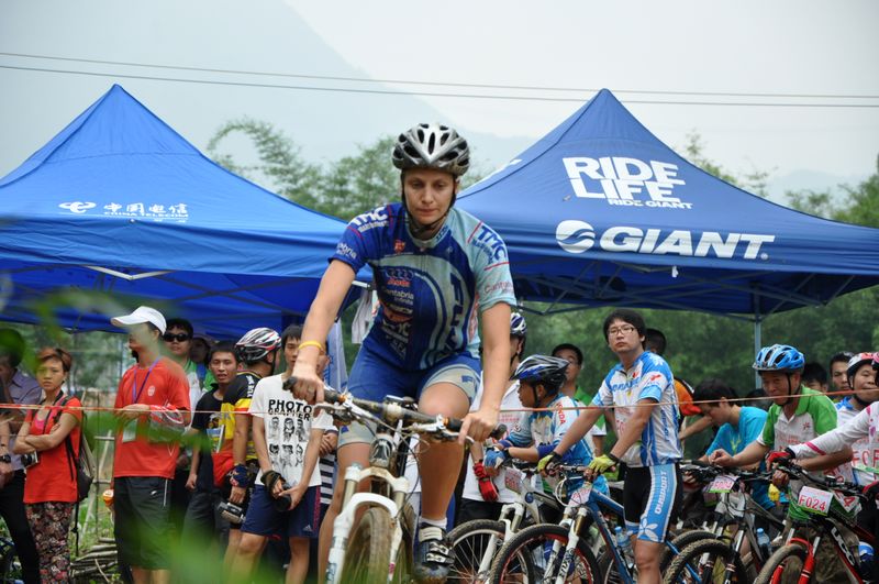 ��Ƭ���г�ԽҰ�� 065.jpg