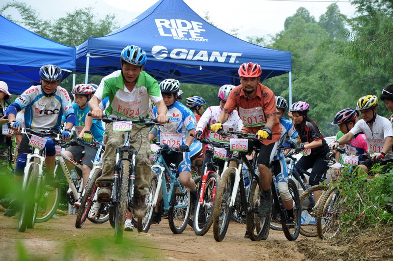 ��Ƭ���г�ԽҰ�� 078.jpg