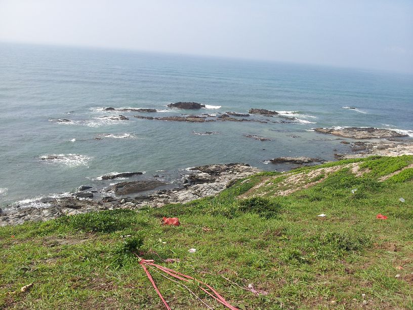 ����׽з�Ľ�ʯȺ���ǳ��˿�����