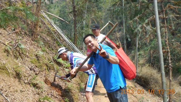  �ľ߳��������ձʼ�ɽ�����