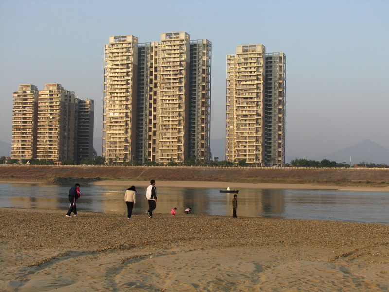 qs 328_����.jpg