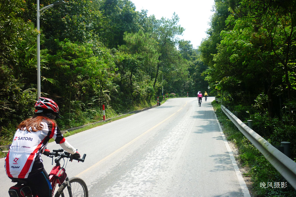 һ����ɽ���������һ����