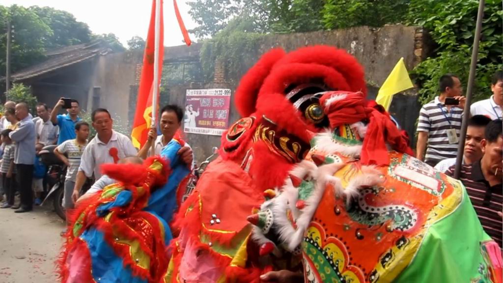 ������С �������������ۼ�����ǰ��ʨ���7.jpg