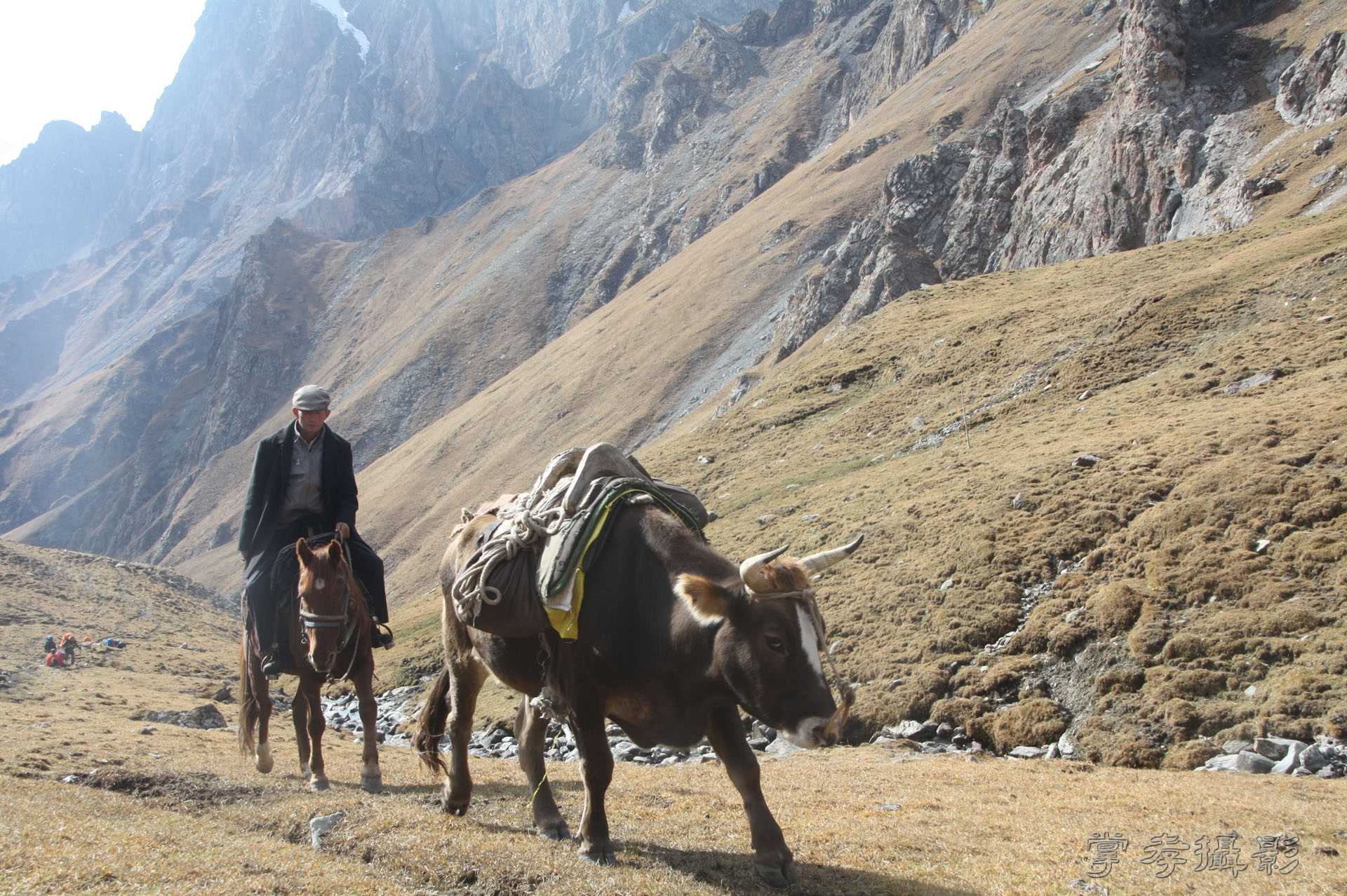 ͽ����Խ��ɽ����̾�����½� (2559).jpg