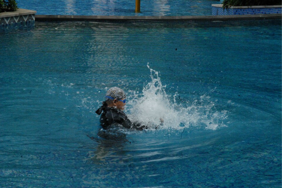 ������������Ӿ���Ծ�