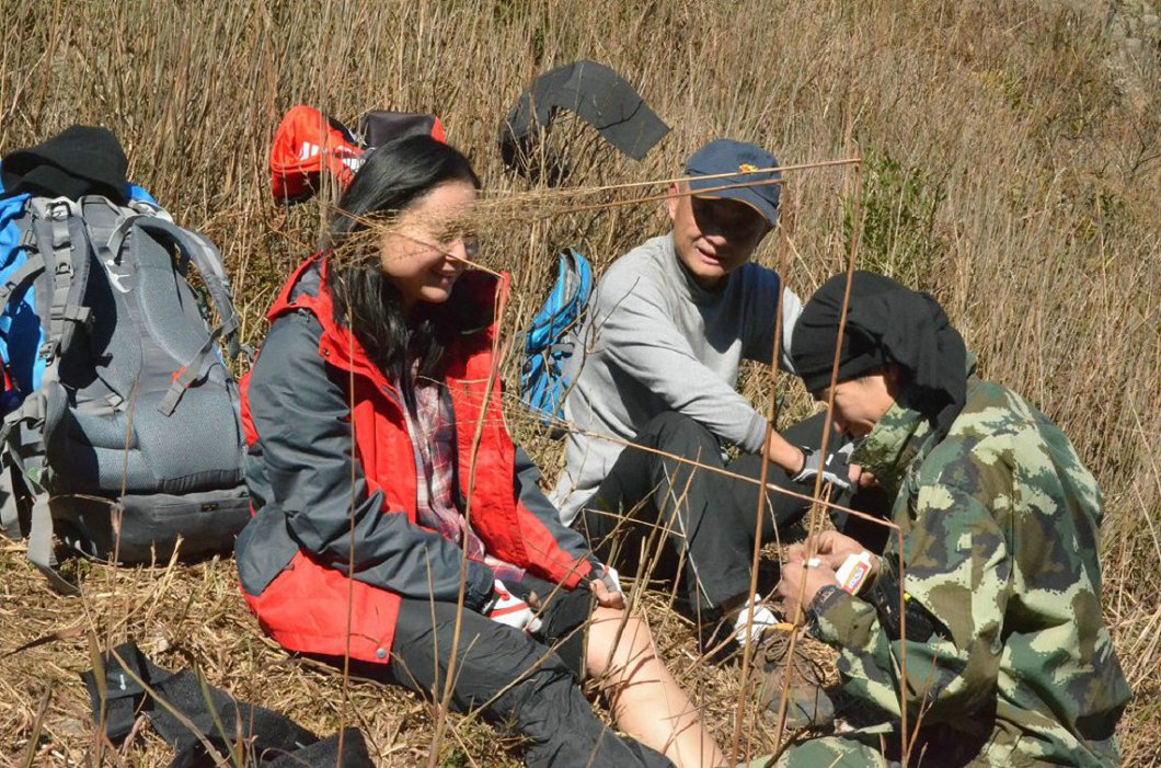 �Աߴ�����ڲ£�