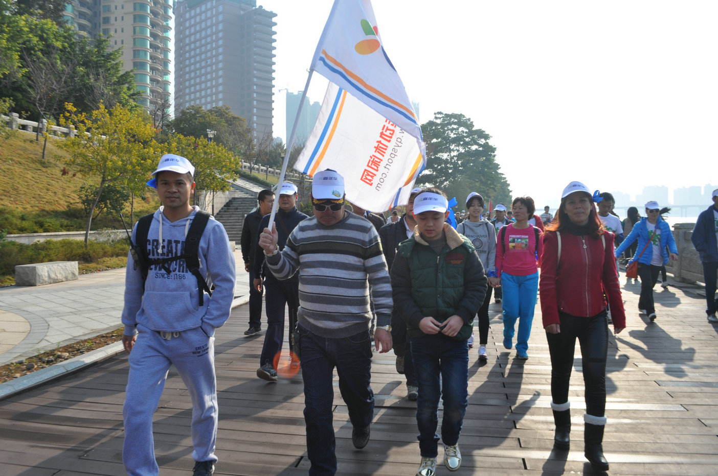 ��Ϊ�����������꽡����2014��Զ������껪����ͽ�� (12).jpg