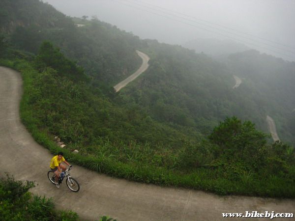 ACO��������ɽ��·��