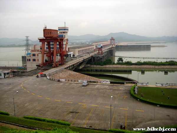 ���ư���ķ���Ͽ���ȫ��