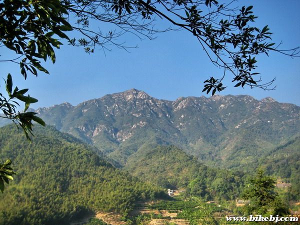 �����Ĵ���ɽ���