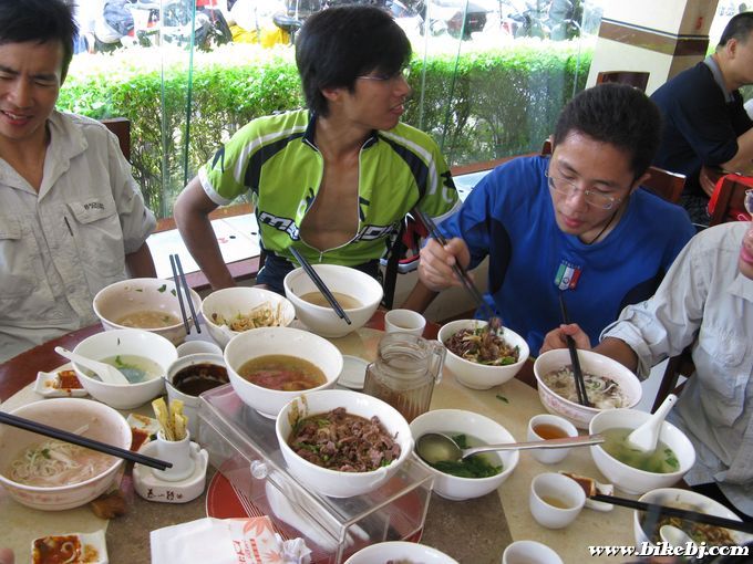 ��ͣ����еĳ���ţ��03