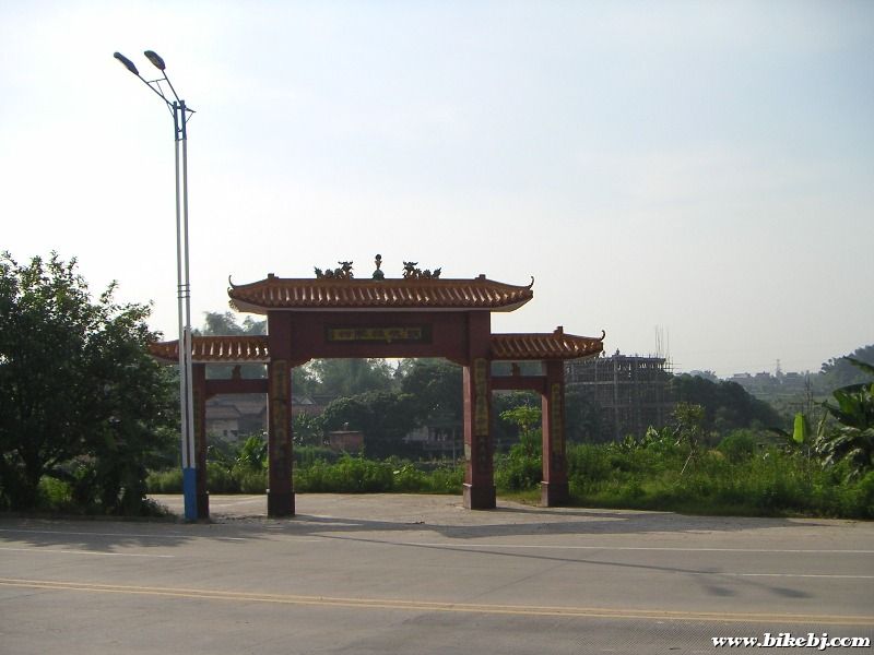 ·���Ƚϲ����ۣ�û���⣬������ɡ������ֱߡ�������������Ŷ