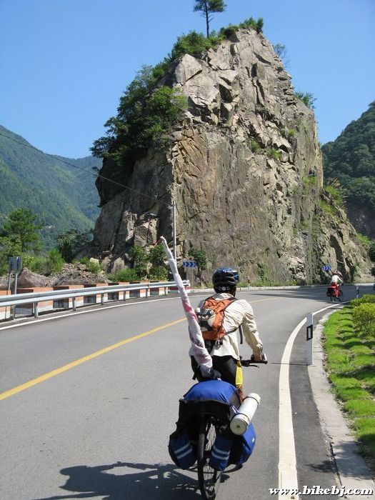 ����������02