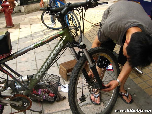 ���ȸ�װ�����г�