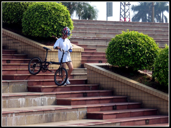 ɺɺ���ٵ�����Ů