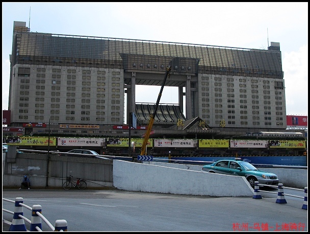 ��������ʽ���пջ�վ������ǰ�������޵�������������֧��Щ���ۡ�