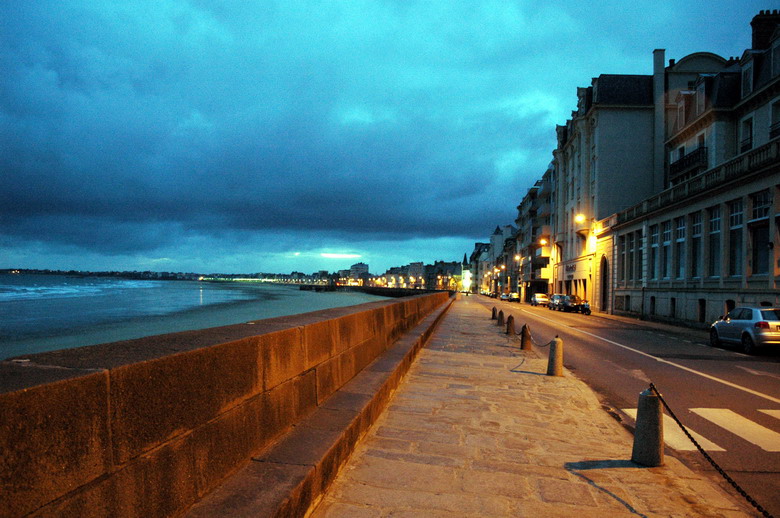 ��������ʥ���峿��