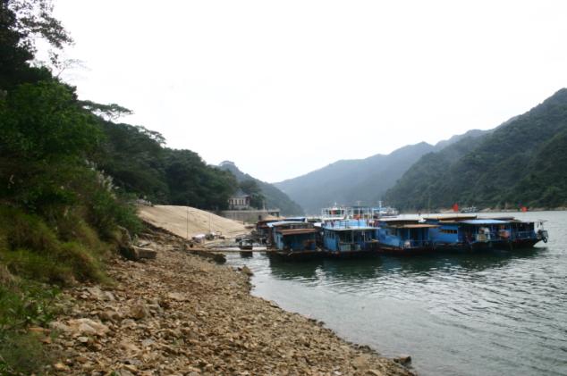 ���е����������ͷ