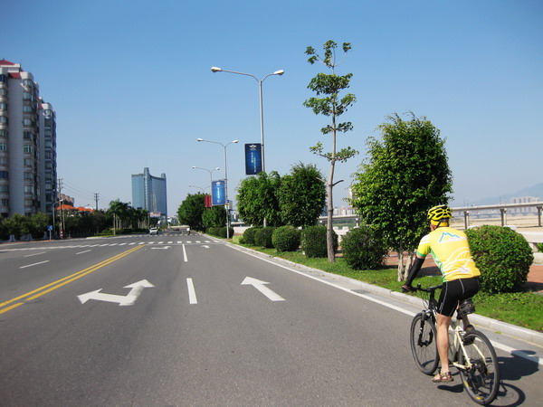 �����ڱ����ӱߣ�����ůů�ģ�һ�����ڵ�����