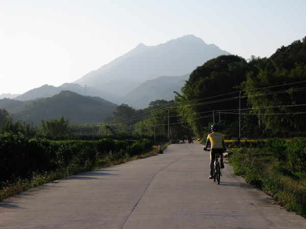 �������Ÿ��ʵĴ���ɽ��ȥ�����ų�ʥ������