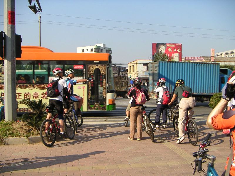 �Ͻ���ñ�����ؽ�ͨ�������Ի