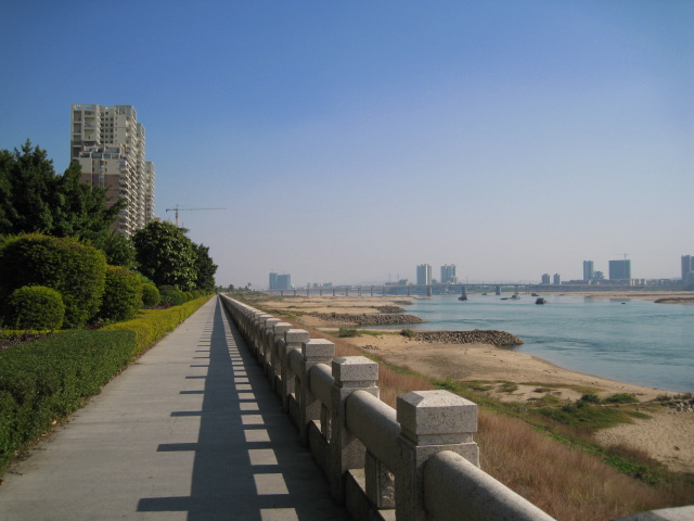 ε�������,��ů������,�峺�ı���ˮ,������һ�ֱ�Ư�ĳ嶯.