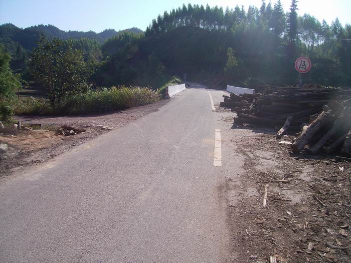 ��ȷ���߷��ǣ�����ͷ��գ�������׹�·��