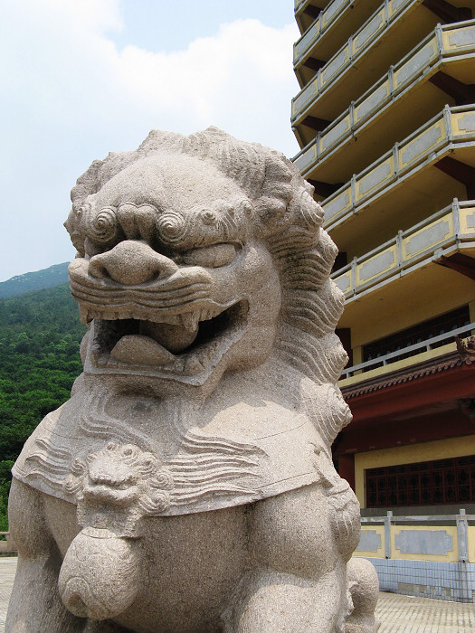 ǰ��̫��·�ϵ�һ����԰��