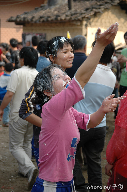 �����ٽ�һ����