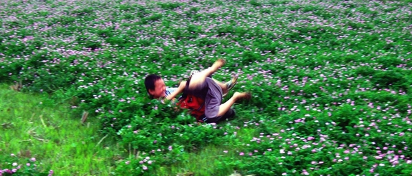 �������Լ���ͯ��ʱ