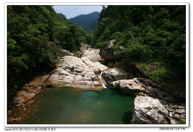 �峺������Ů̶