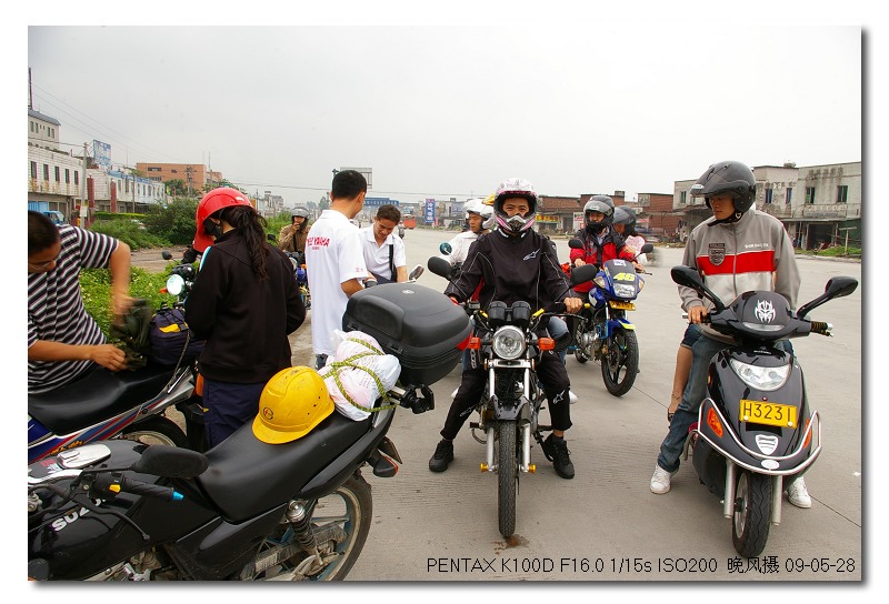 ������������ڣ�ӭ�ӷ�ɽ���ѣ��ļ����ա�