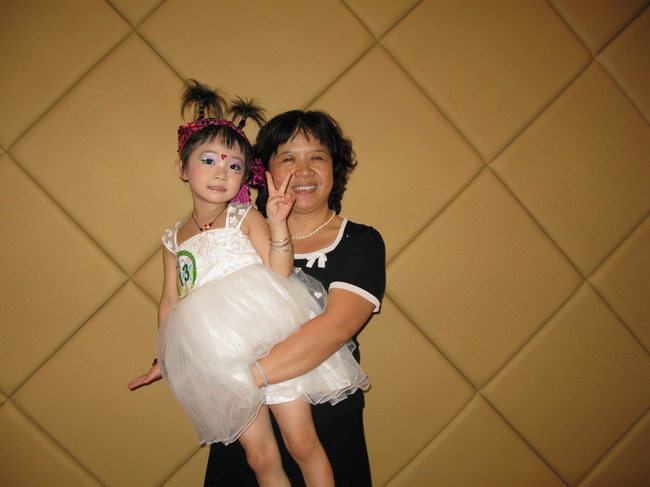 �±���԰��ͬС������Ӱ������