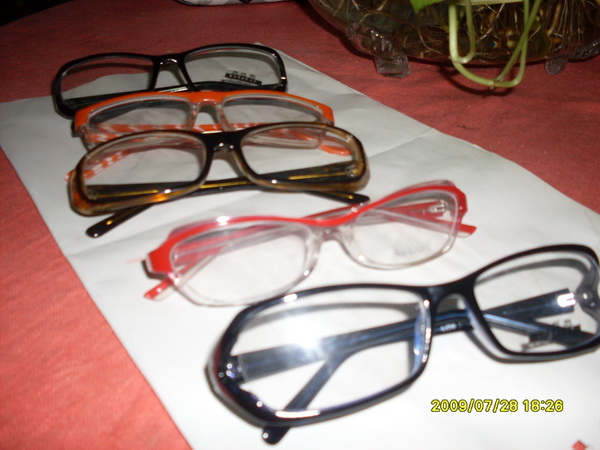 ȫ�¾���ƽ�⾵�������