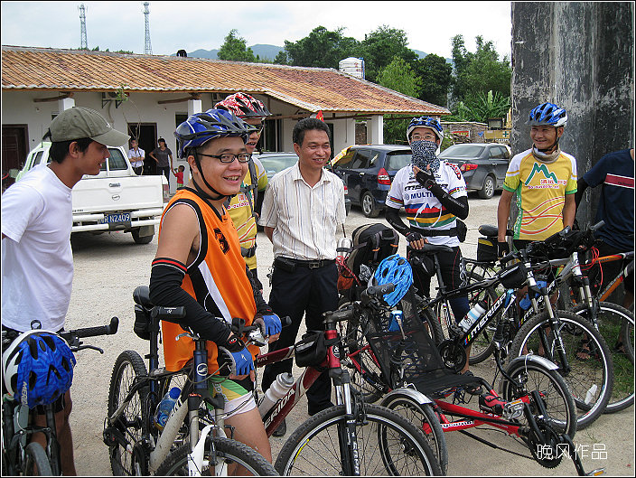 �����ڷ��ʯ���������ս200KM�Ĵ���飬��һ�𹲽����