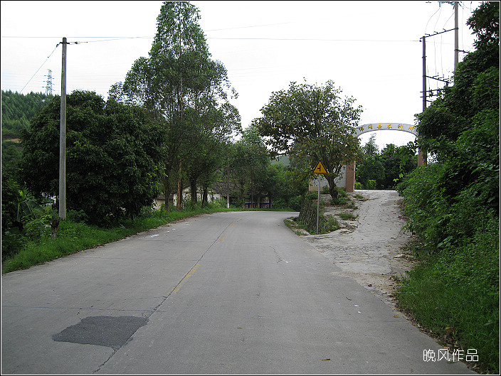 ���ںʹ󲿶ӷ��֣�����ͨ���񰲵�S252ʡ����