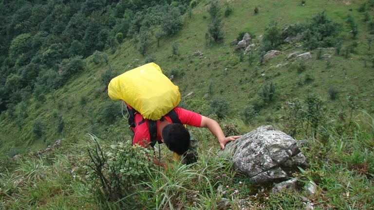 ���¶�  ��ȥ���׶�ǿһ��