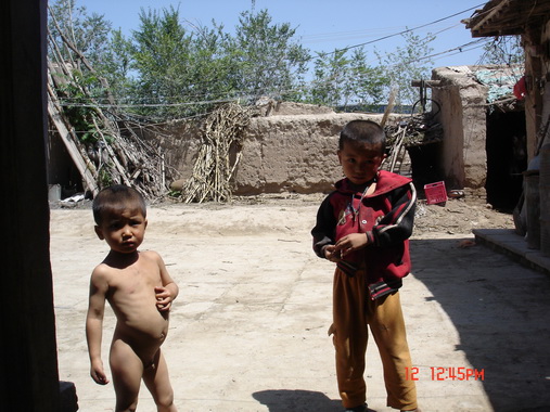 Ȼ�������˹����������һ�꼶ѧ������͡�û�д��·����ǵܵ����챦