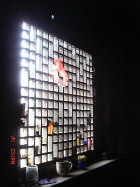 �ڰ��ķ��Ӵ��ⴰ��͸��һ˿�������ñ�һ˿��ϣ������͸����