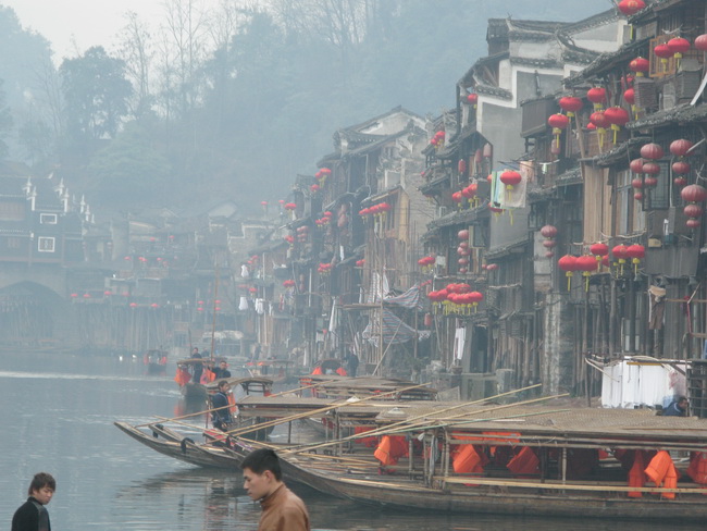 ����¥����