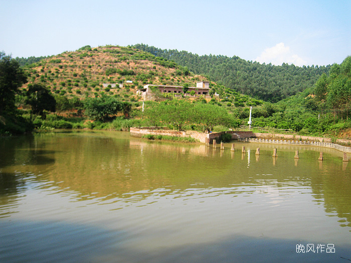 ���ڵ������ǵ�FB֮�أ���������ɽ�ؼ����ϰ�������к������ǣ�˵ÿ��15Ԫ���������ˡ�