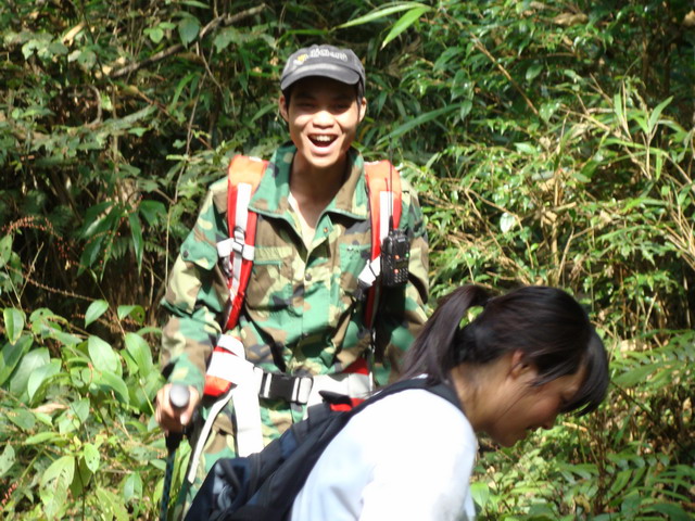 �ۡ������쿴��ǰ���и�����Ů��