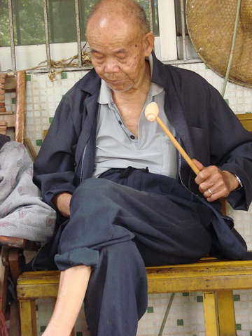 ������������ʹ���͵İ�Ħ����