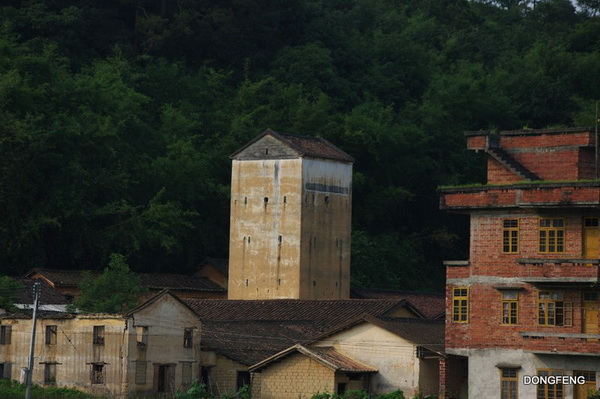 ���������¥�����ߣ�ȫ���������ģ�û���κ�֧��