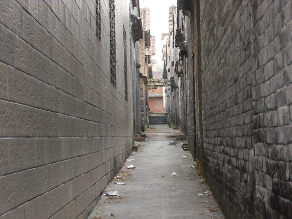 һ���ִ� һ�߹Ŵ�