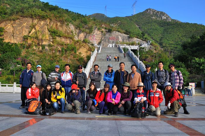 �۾�̨������ǰ��Ӱ